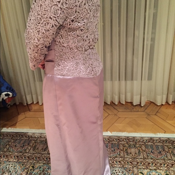 Evening gown - Picture 2 of 3